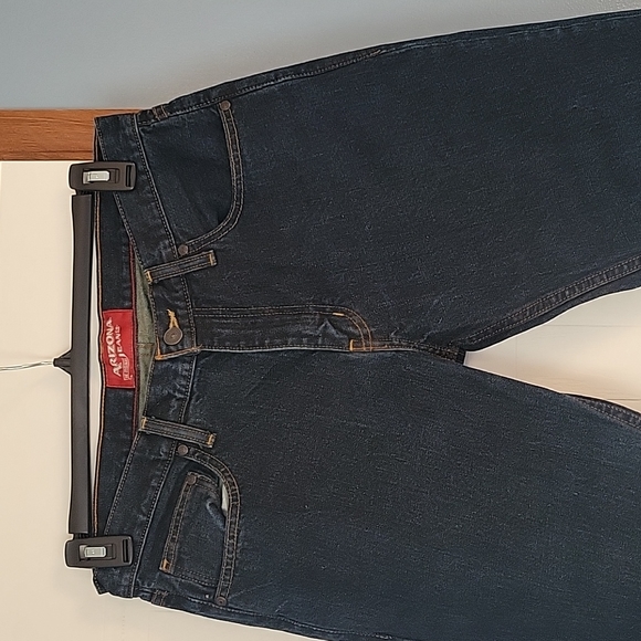 The Original Arizona Jean Co Men's Slim Straight Jean Size 33x30 - Picture 2 of 8